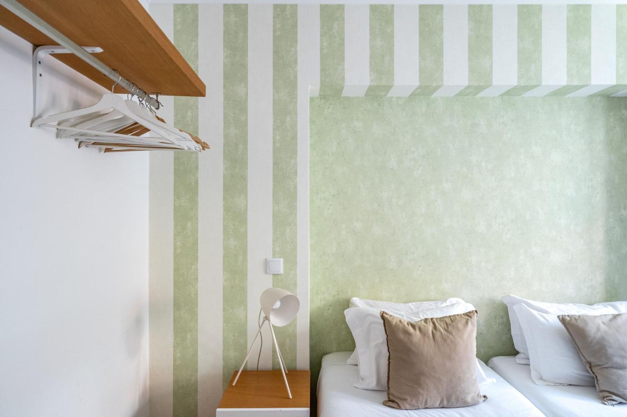 Cozy Avenida Guesthouse Лиссабон Экстерьер фото