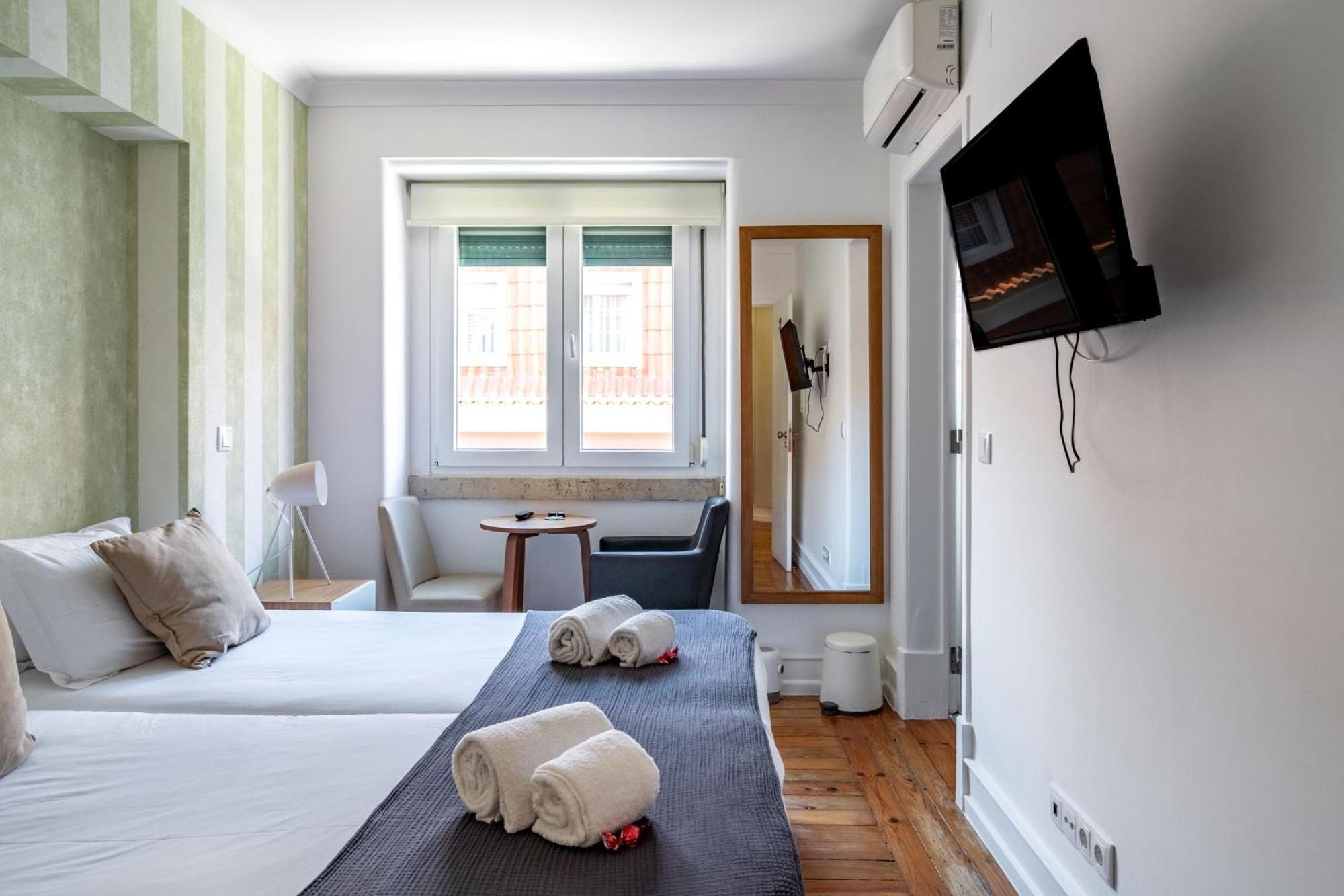 Cozy Avenida Guesthouse Лиссабон Экстерьер фото